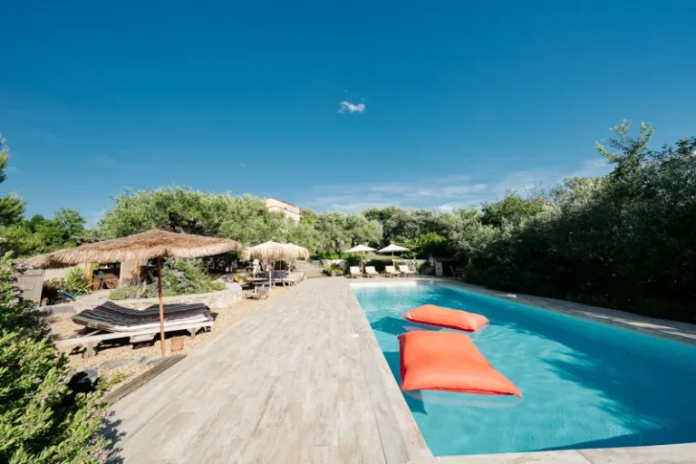 location-maison-les-ailes-villa-10