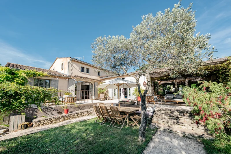 location-uzes-maison-7
